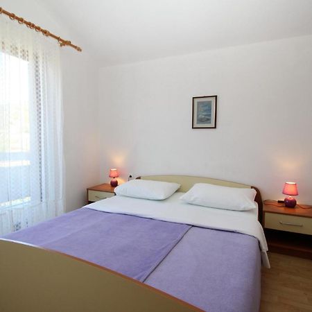 Apartments Mohar III Башка Екстер'єр фото
