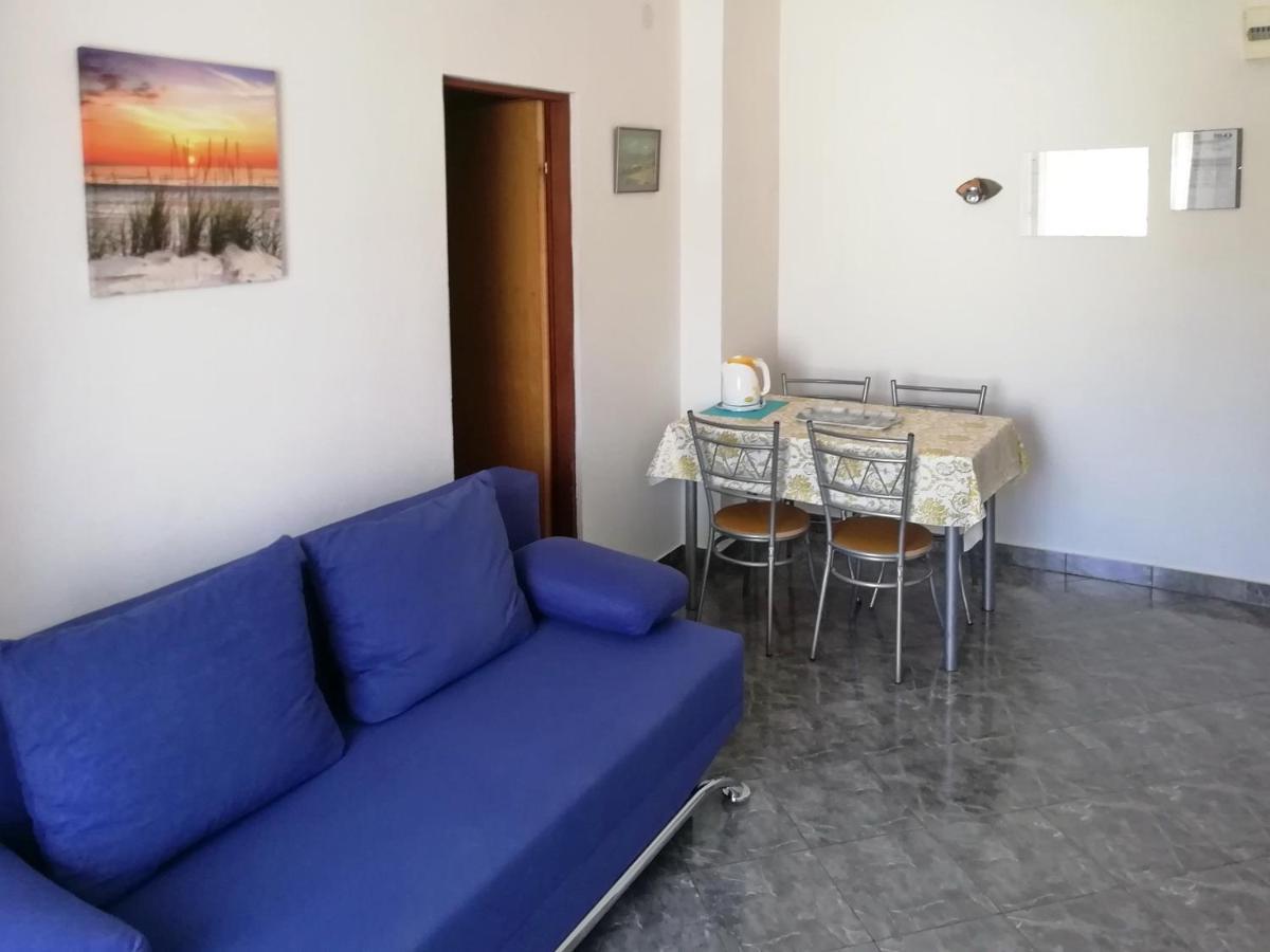 Apartments Mohar III Башка Екстер'єр фото